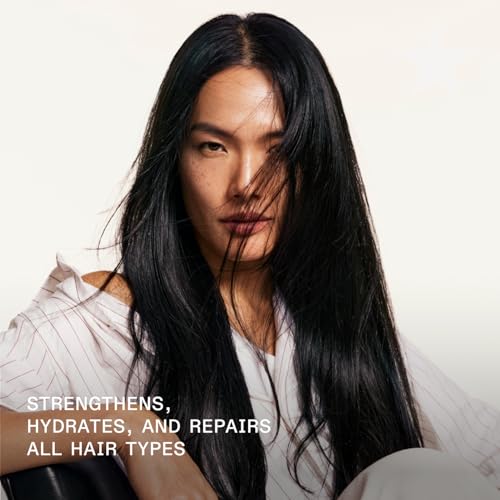 Olaplex Wash and Shine Hair Kit: No. 4, 5, 7, Shampoo & Conditioner Set | Cleanse, Hydrate, & Control Frizz Up to 72 Hours | Bonding Oil for Shine & Protect | For Coily, Curly, Straight, and Wavy - Image 3